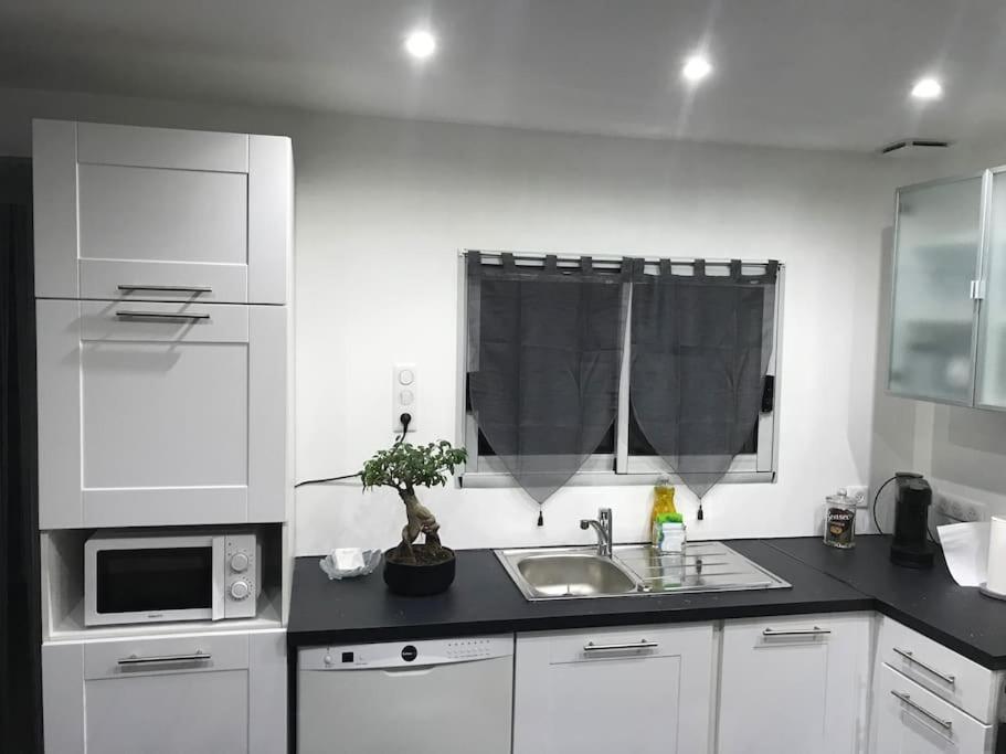 L'Imprevu Est Une Maison Individuelle. Sennecey-le-Grand Esterno foto