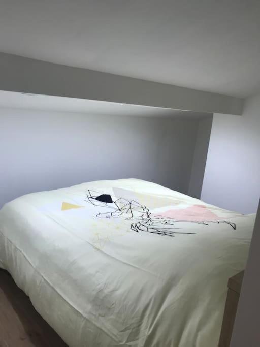 L'Imprevu Est Une Maison Individuelle. Sennecey-le-Grand Esterno foto